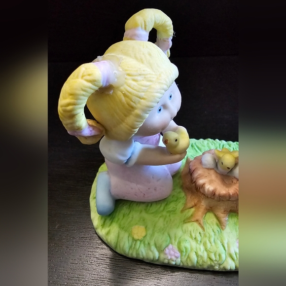 Cabbage Patch Discovering New Life 1984 Figurine* - Picture 7 of 13